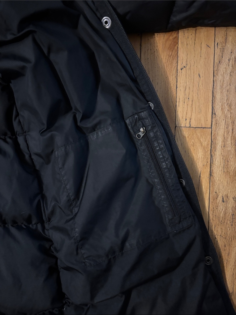 The North Face Women’s Metropolis Down Quilted Parka Jacket - Black - Large - Picture 12 of 15